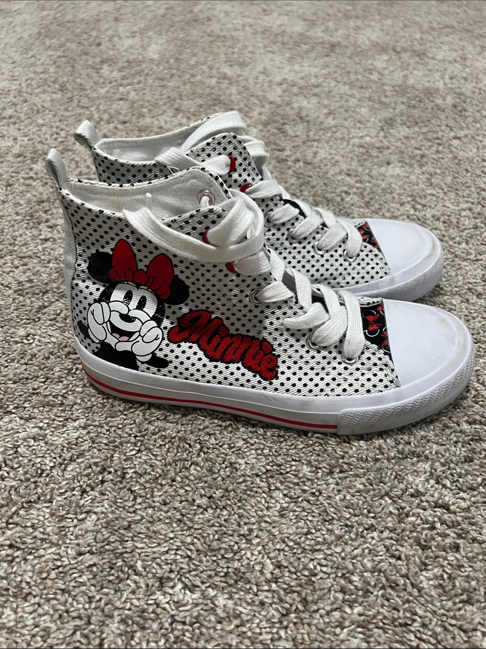 Disney Minnie Mouse White and Red High-Top Kids Sneakers